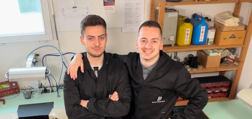 Paul Hivert und Lucas Weber, die Gründer von BeWatchmaker, sind vor allem ausgebildete Uhrmacher und Profis auf ihrem Gebiet.